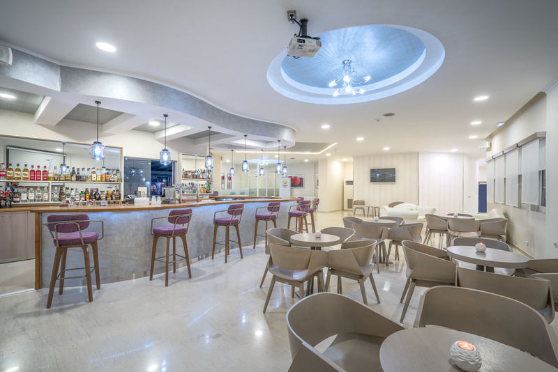Golden Sun Resort - Adults Only Kalamaki  Ngoại thất bức ảnh
